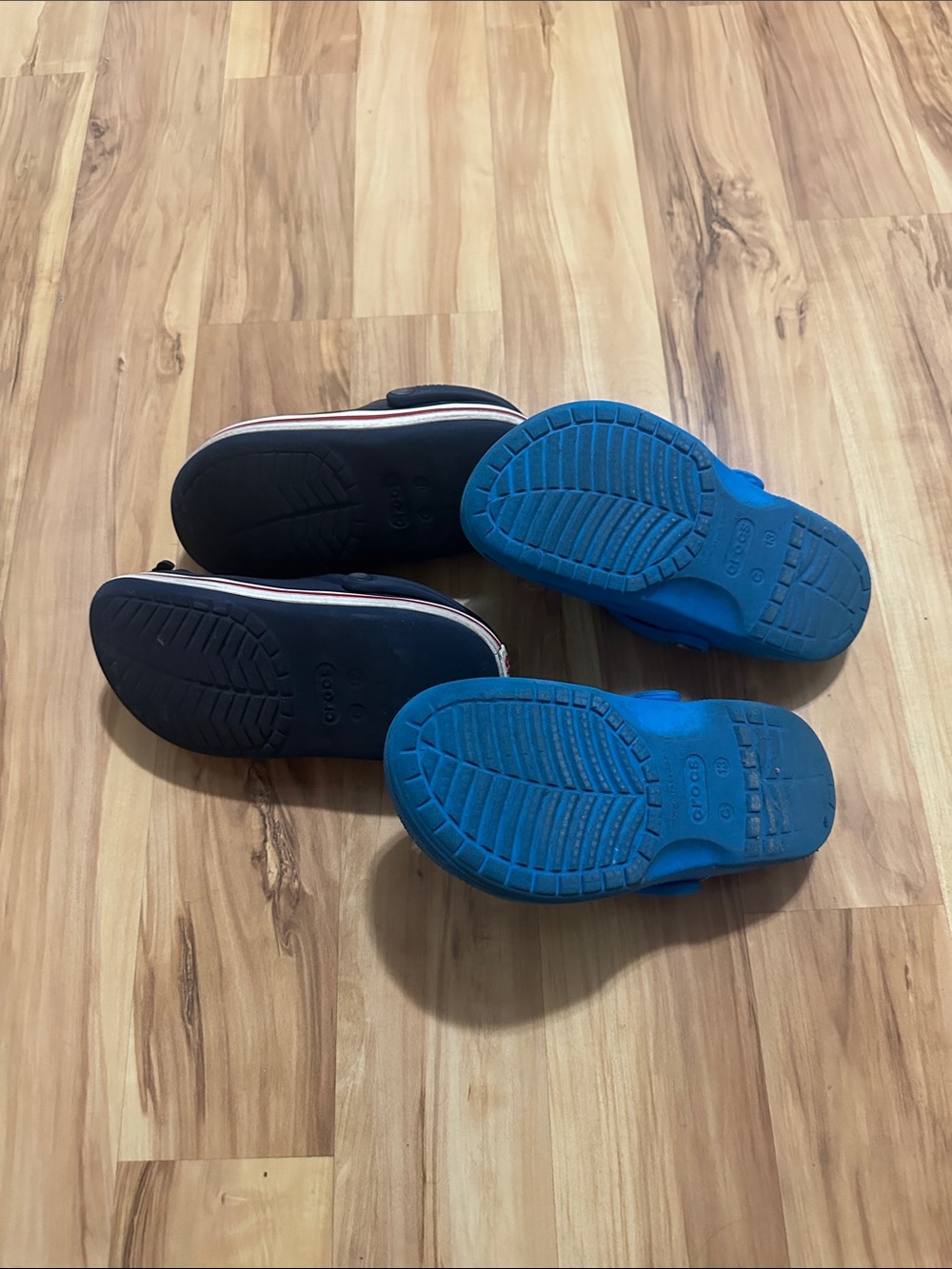 Kids Crocs - Picture 4 of 4